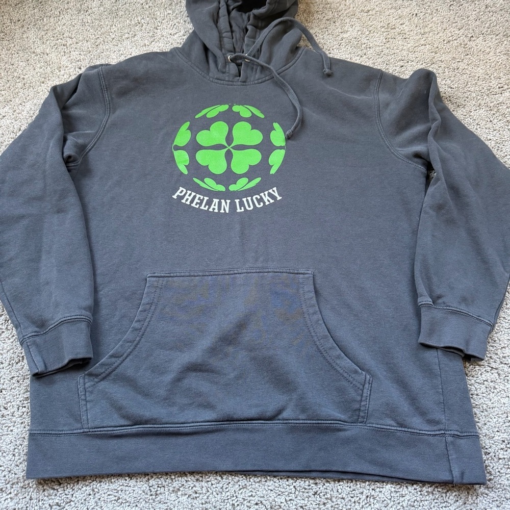 Unisex Gray Phelan Lucky Irish Shamrock Hooded Sweatshirt Size Large